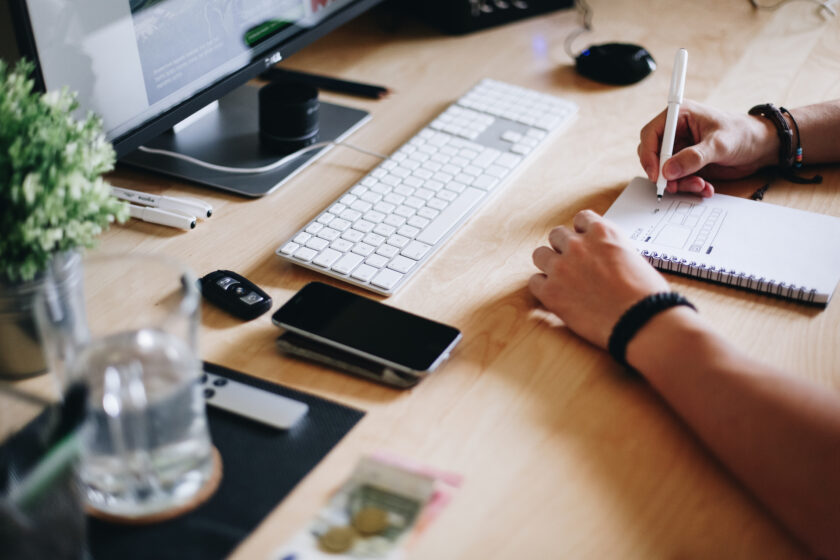 Ultimate Guide: Find Quality Themes for Ghost & WordPress + Pro Tips to Keep Your Site Running Smoothly